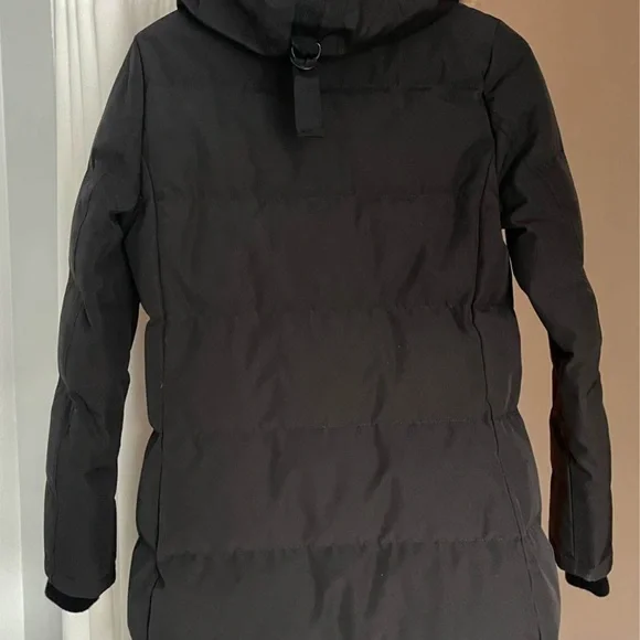 Aritzia women parka xs - Picture 3 of 8